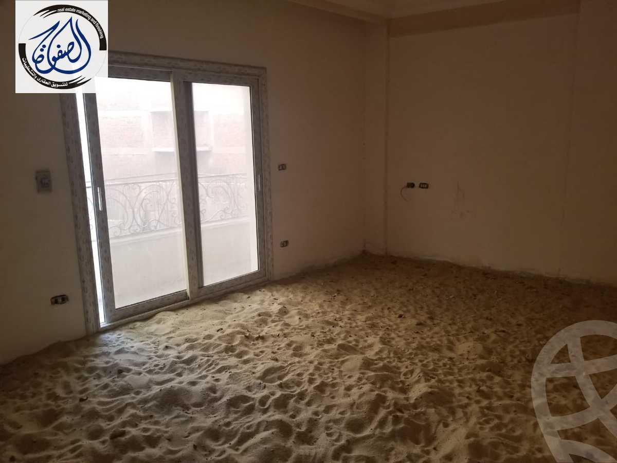 https://aqarmap.com.eg/ar/listing/3832393-for-sale-new-cairo-first-settlement-el-shaheed-asem-farag-st