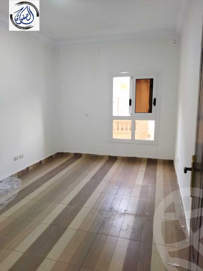 https://aqarmap.com.eg/ar/listing/3853341-for-rent-cairo-new-cairo-south-investors-mohammed-nagib-axis-st