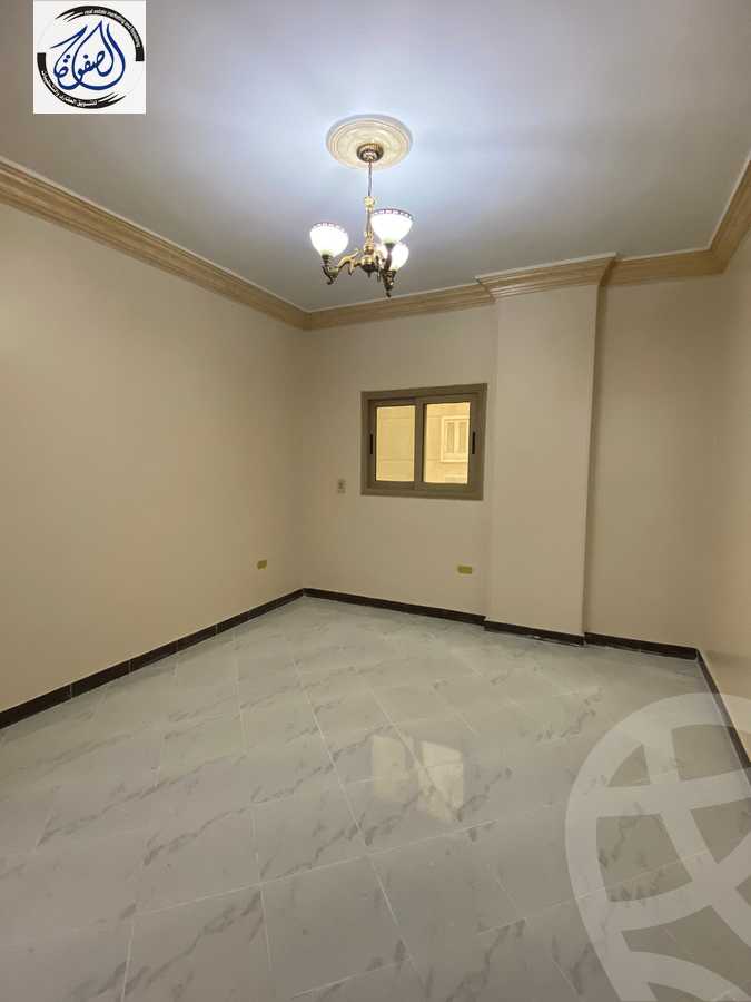 https://aqarmap.com.eg/ar/listing/3859018-for-sale-cairo-new-cairo-first-settlement-neighbourhood-10-el-shaheed-mohammed-kamel-youssef-st