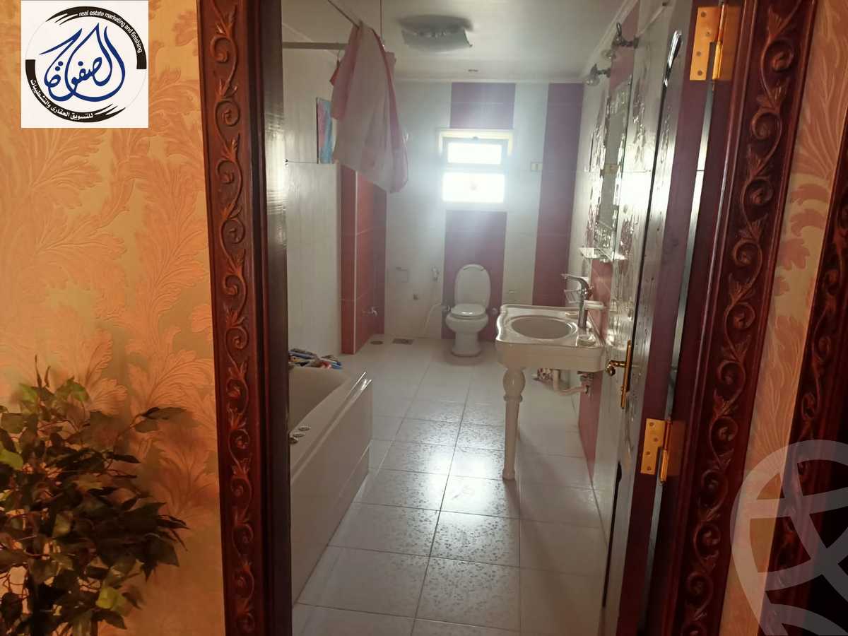 https://aqarmap.com.eg/ar/listing/3860358-for-sale-new-cairo-first-settlement-el-shaheed-asem-farag-st