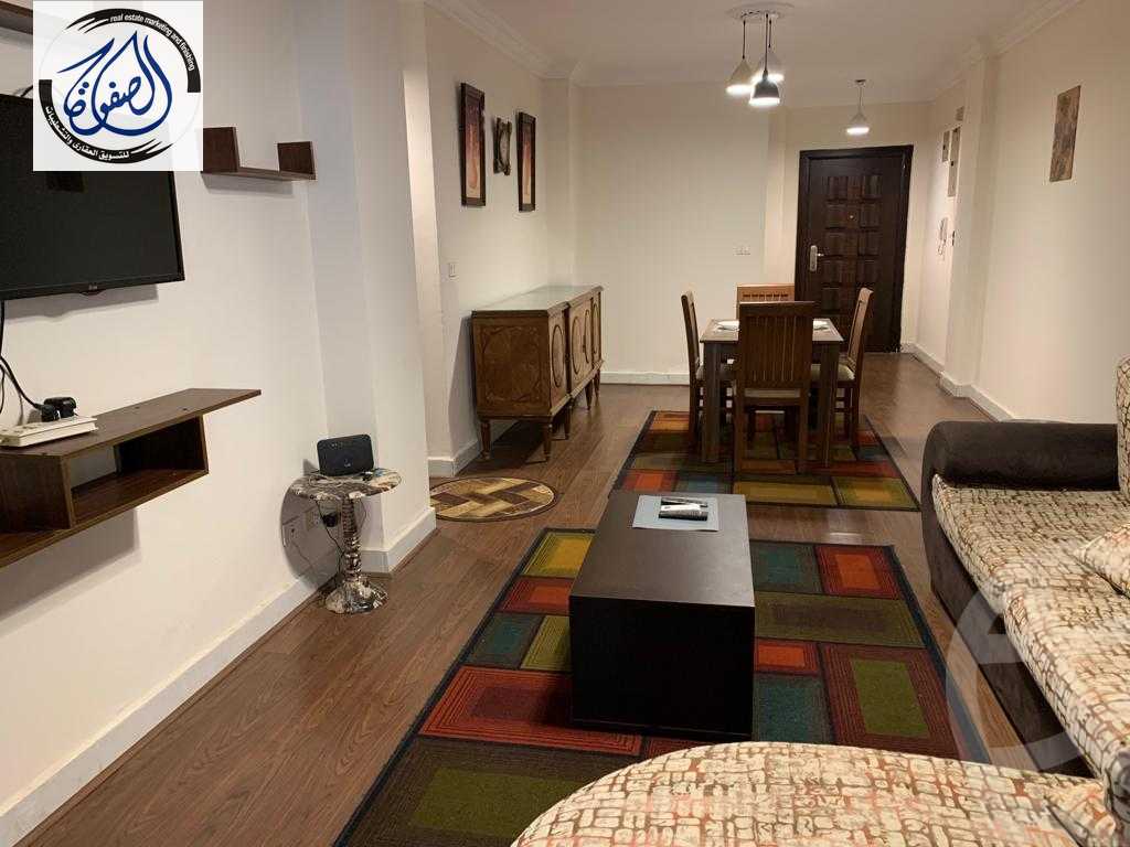 https://aqarmap.com.eg/ar/listing/3863974-for-rent-cairo-new-cairo-lrhb-city-phase-3-farid-shawqi-st