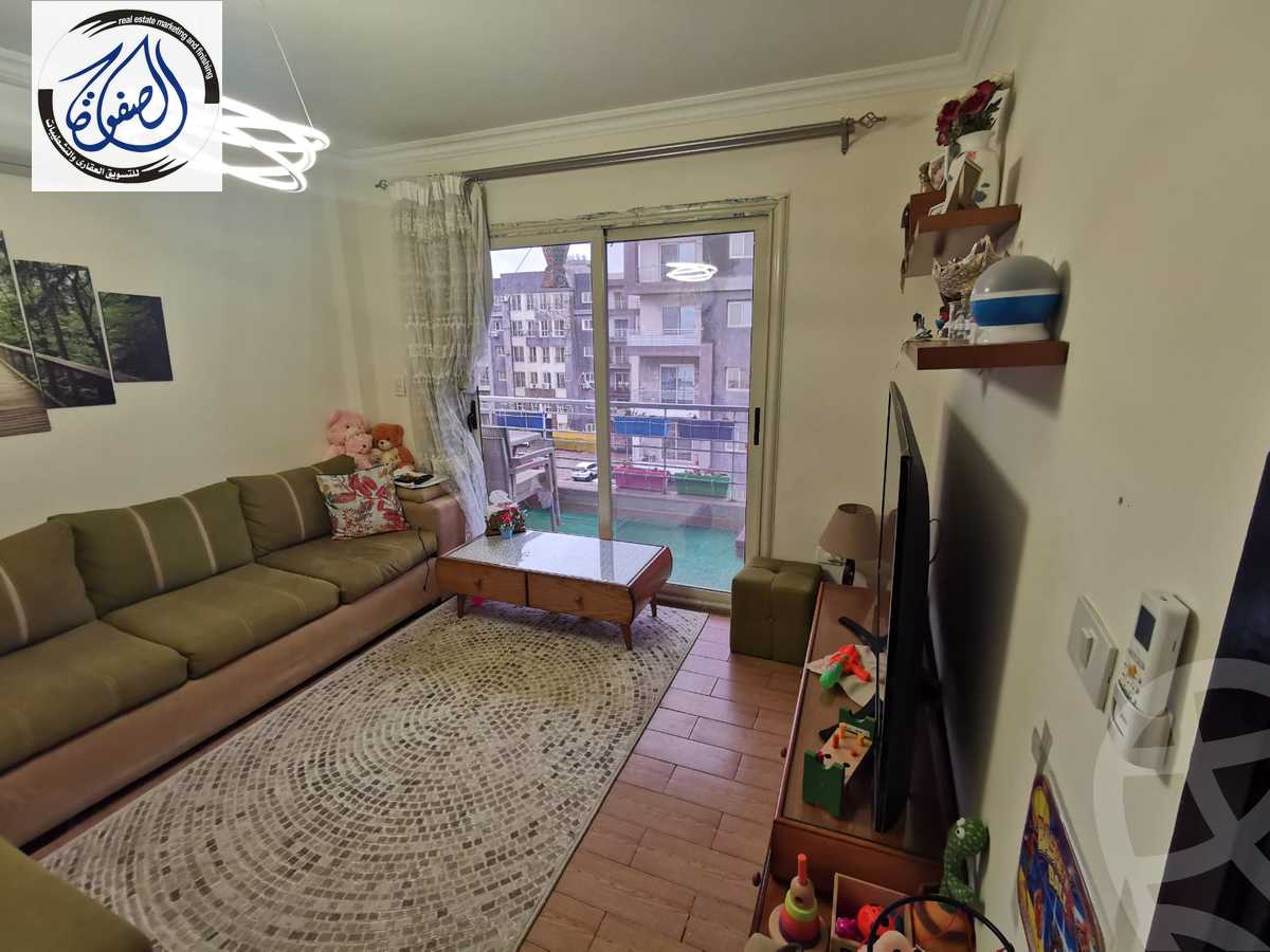 https://aqarmap.com.eg/ar/listing/3871443-for-sale-cairo-new-cairo-compounds-dar-misr-el-koronfel