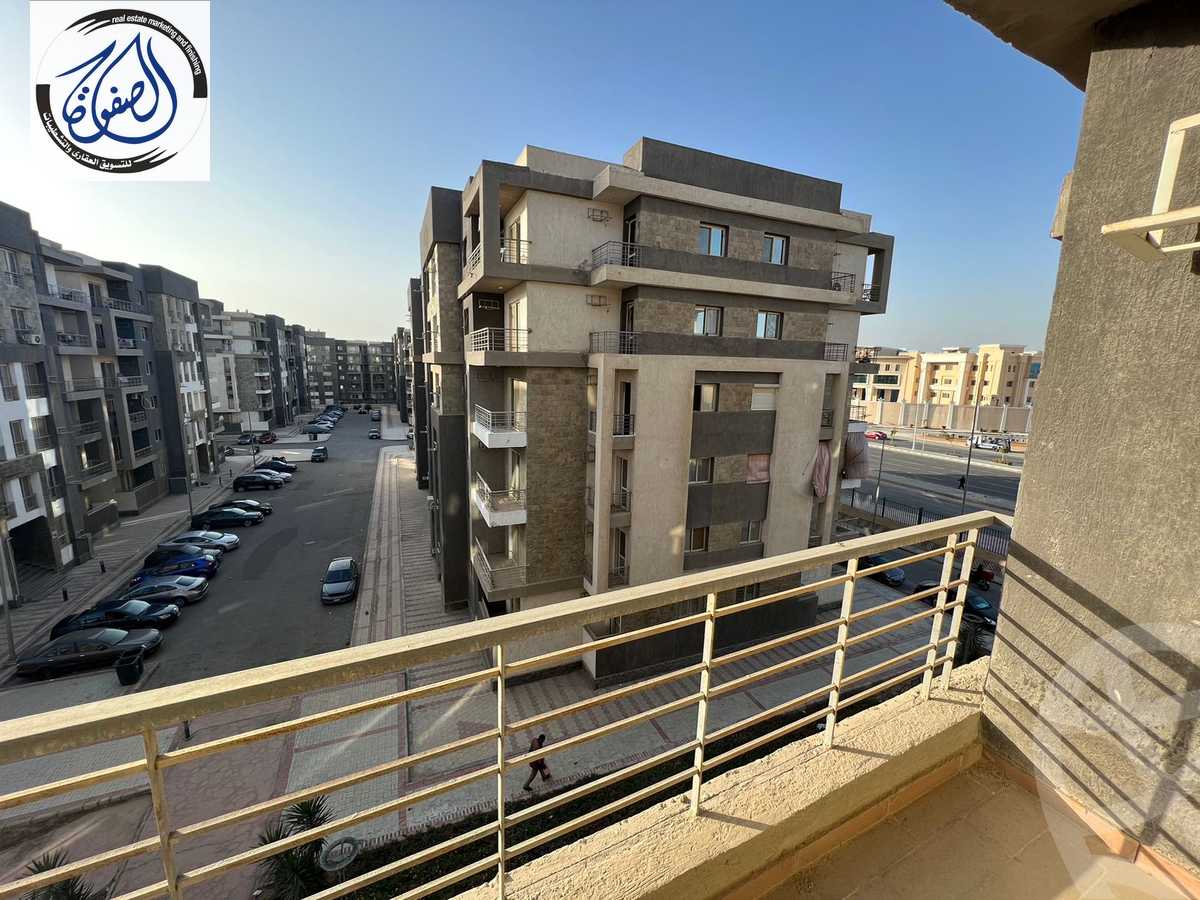 https://aqarmap.com.eg/en/listing/3915893-for-sale-cairo-new-cairo-compounds-dar-misr-el-koronfel