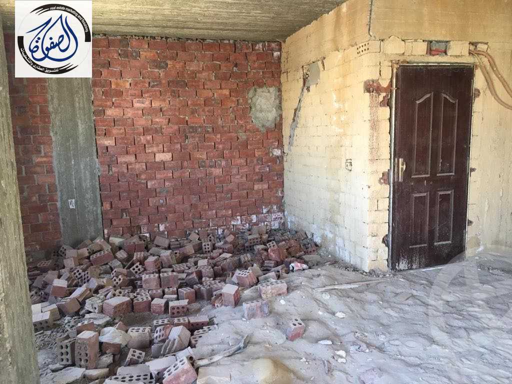 https://aqarmap.com.eg/en/listing/3919756-for-sale-cairo-new-cairo-el-ahyaa-fourth-neighborhood-taha-huseein-st