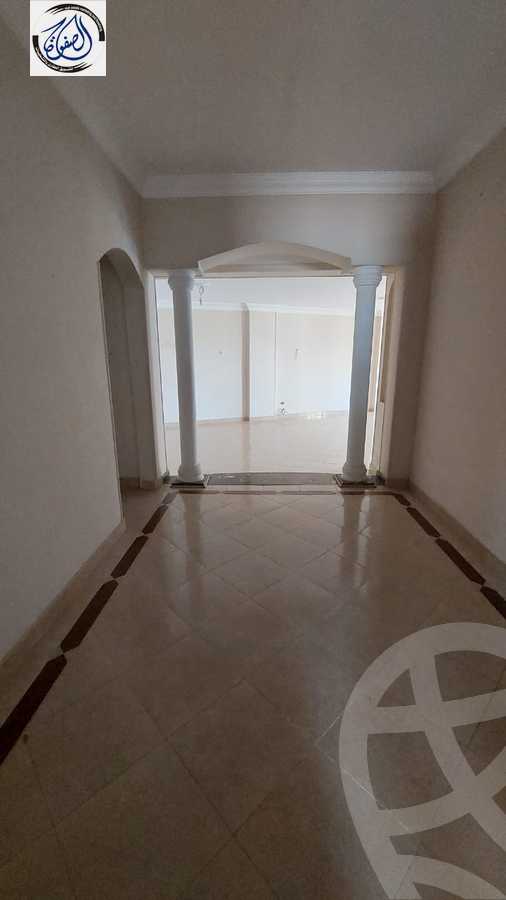 https://aqarmap.com.eg/en/listing/5953574-for-rent-cairo-new-cairo-compounds-nakhil-village