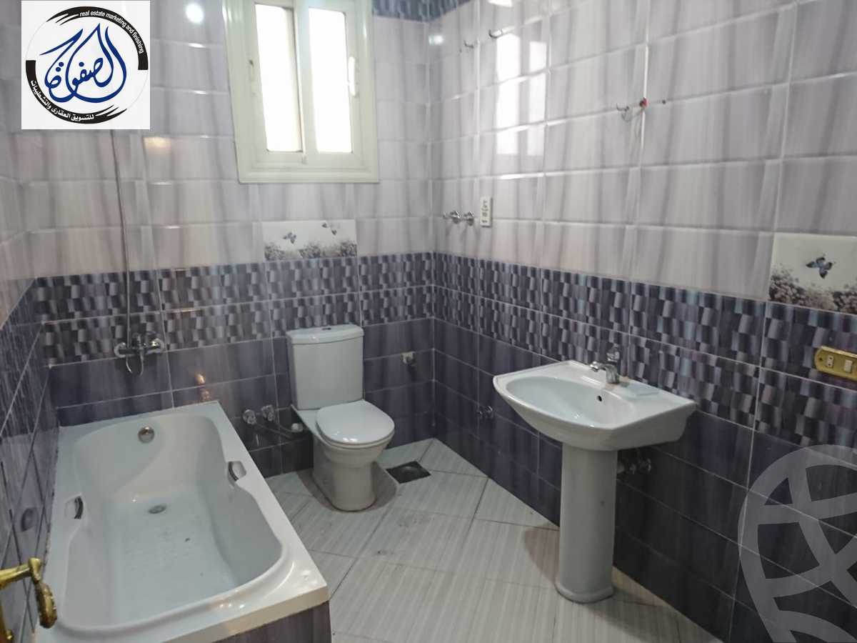https://aqarmap.com.eg/en/listing/3975248-for-rent-cairo-new-cairo-ganob-el-akadamiya-south-academy-g-yassin-abd-el-ghafar-st