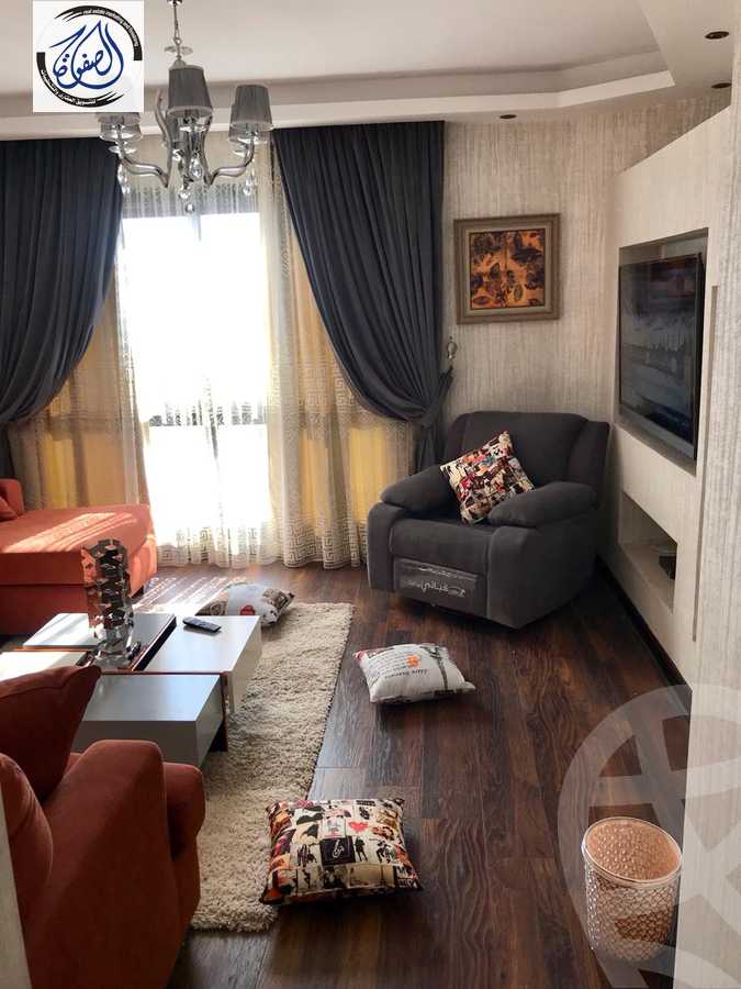 https://aqarmap.com.eg/ar/listing/4036626-for-rent-cairo-new-cairo-compounds-nyoum-nyw-kyrw