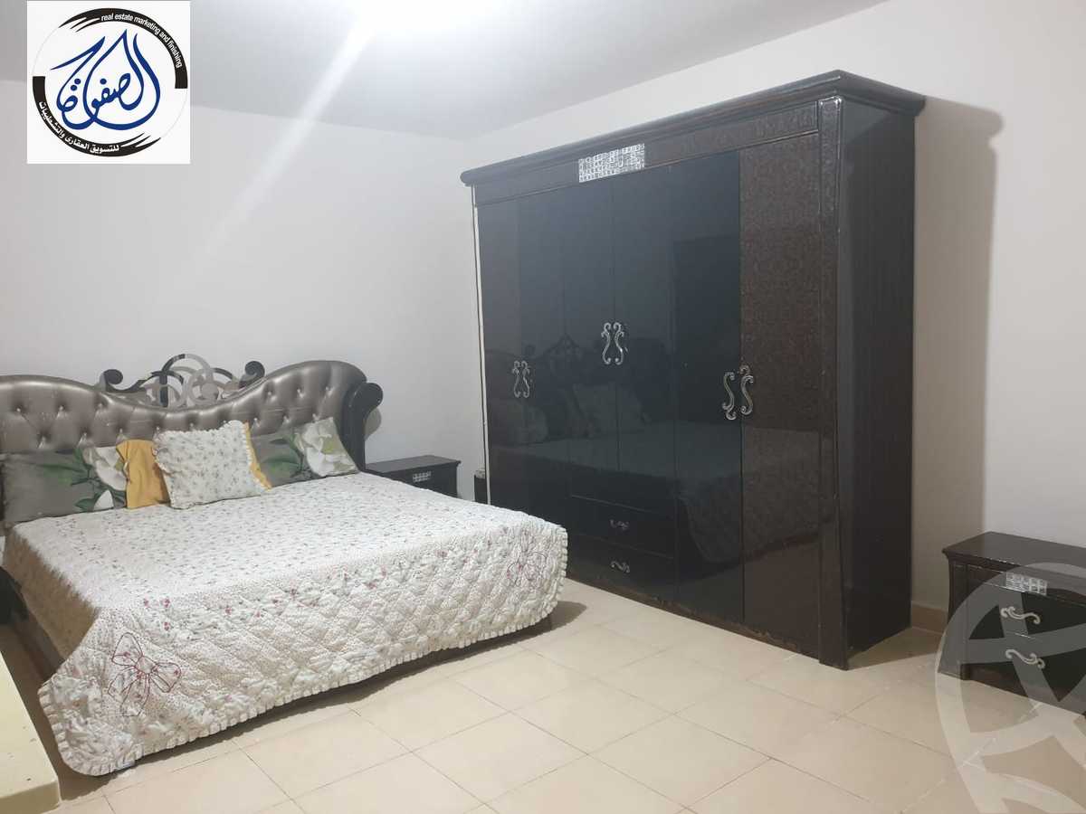 https://aqarmap.com.eg/en/listing/6066025-for-rent-cairo-new-cairo-lrhb-city-phase-4-mohammed-farid-st