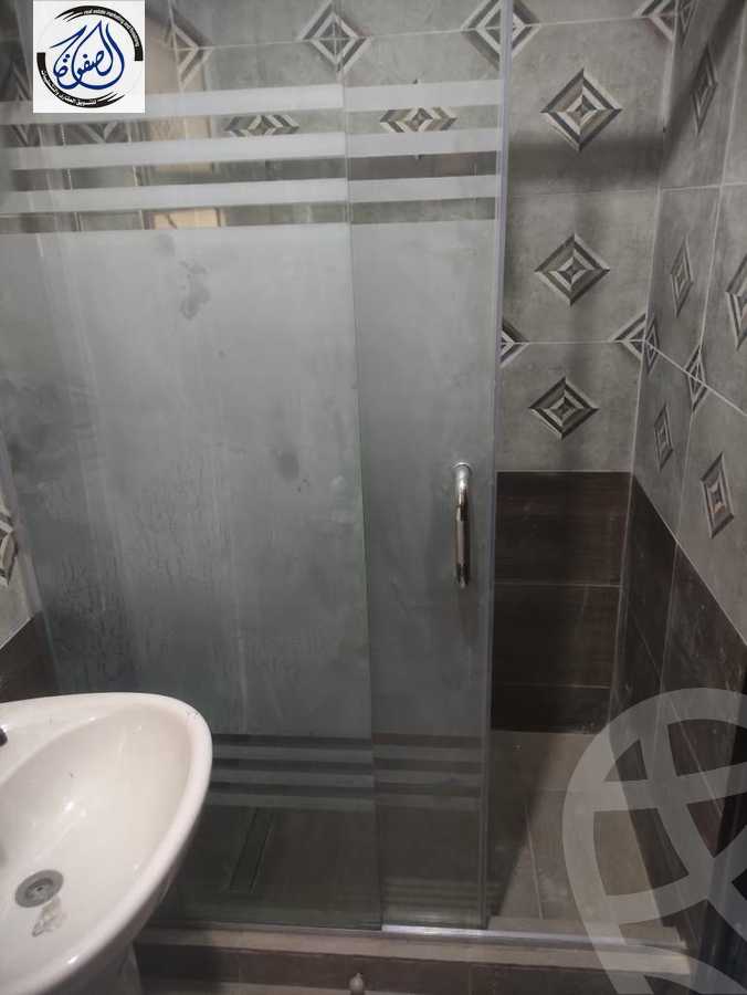 https://aqarmap.com.eg/ar/listing/4163778-for-rent-cairo-new-cairo-compounds-stwn-ryzydns-by-ar-y-llttwyr