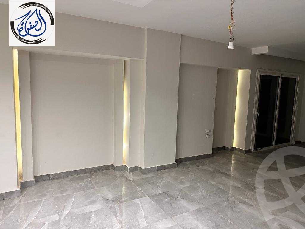 https://aqarmap.com.eg/ar/listing/4223014-for-rent-cairo-new-cairo-compounds-the-square