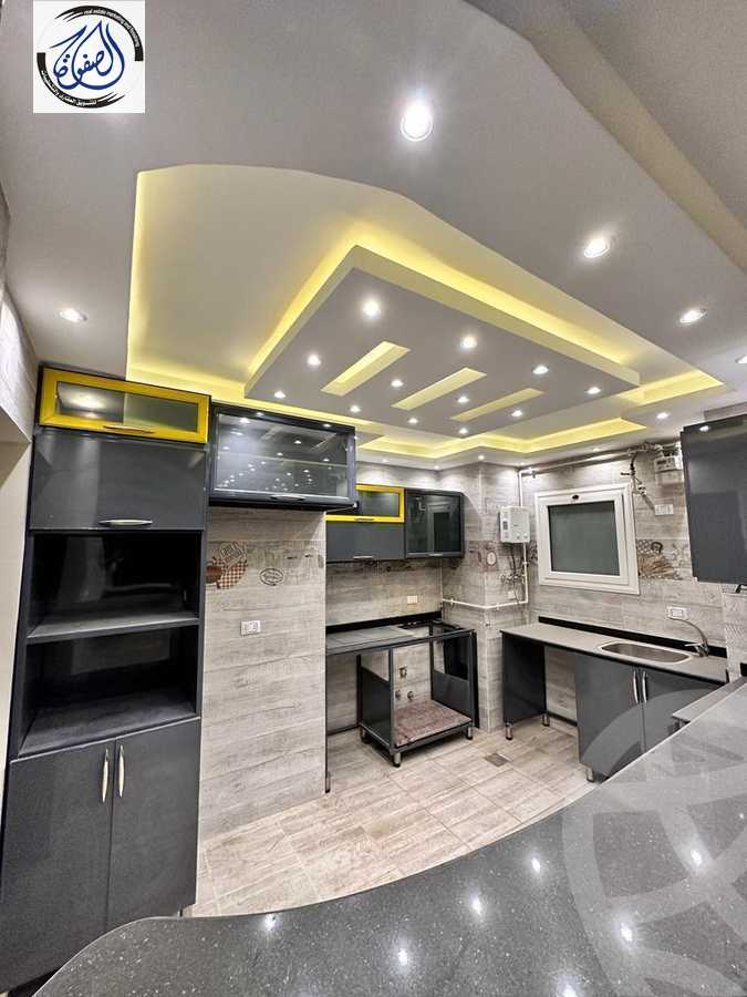 https://aqarmap.com.eg/ar/listing/4223014-for-rent-cairo-new-cairo-compounds-the-square