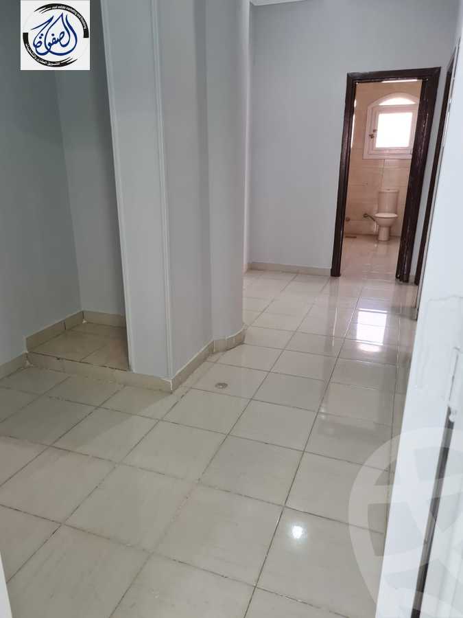 https://aqarmap.com.eg/en/listing/4225700-for-rent-cairo-new-cairo-ganob-el-akadamiya-south-academy-z