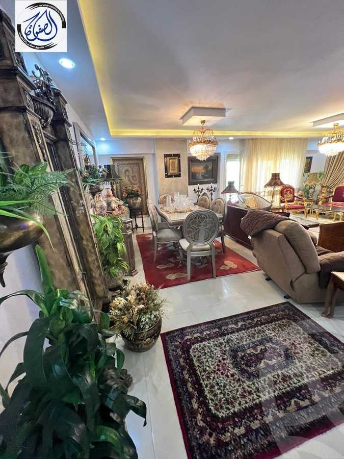 https://aqarmap.com.eg/ar/listing/4238571-for-sale-cairo-new-cairo-compounds