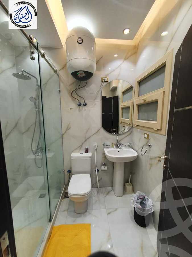 https://aqarmap.com.eg/en/listing/6074653-for-rent-cairo-new-cairo-compounds-el-mostashareen-compound