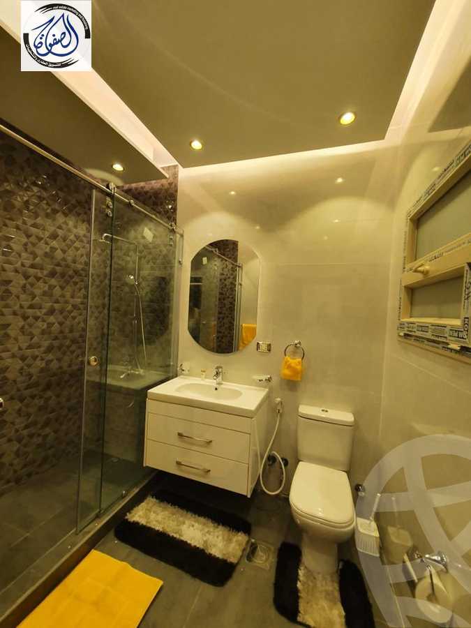 https://aqarmap.com.eg/en/listing/6074653-for-rent-cairo-new-cairo-compounds-el-mostashareen-compound