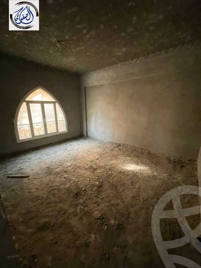 https://aqarmap.com.eg/en/listing/4284972-for-sale-cairo-new-cairo-compounds-stwn-ryzydns-by-ar-y-llttwyr