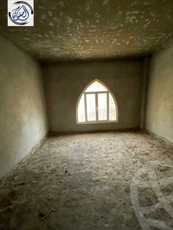 https://aqarmap.com.eg/en/listing/4284972-for-sale-cairo-new-cairo-compounds-stwn-ryzydns-by-ar-y-llttwyr