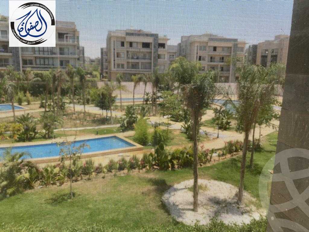https://aqarmap.com.eg/en/listing/4286570-for-sale-galleria-mall-arabia