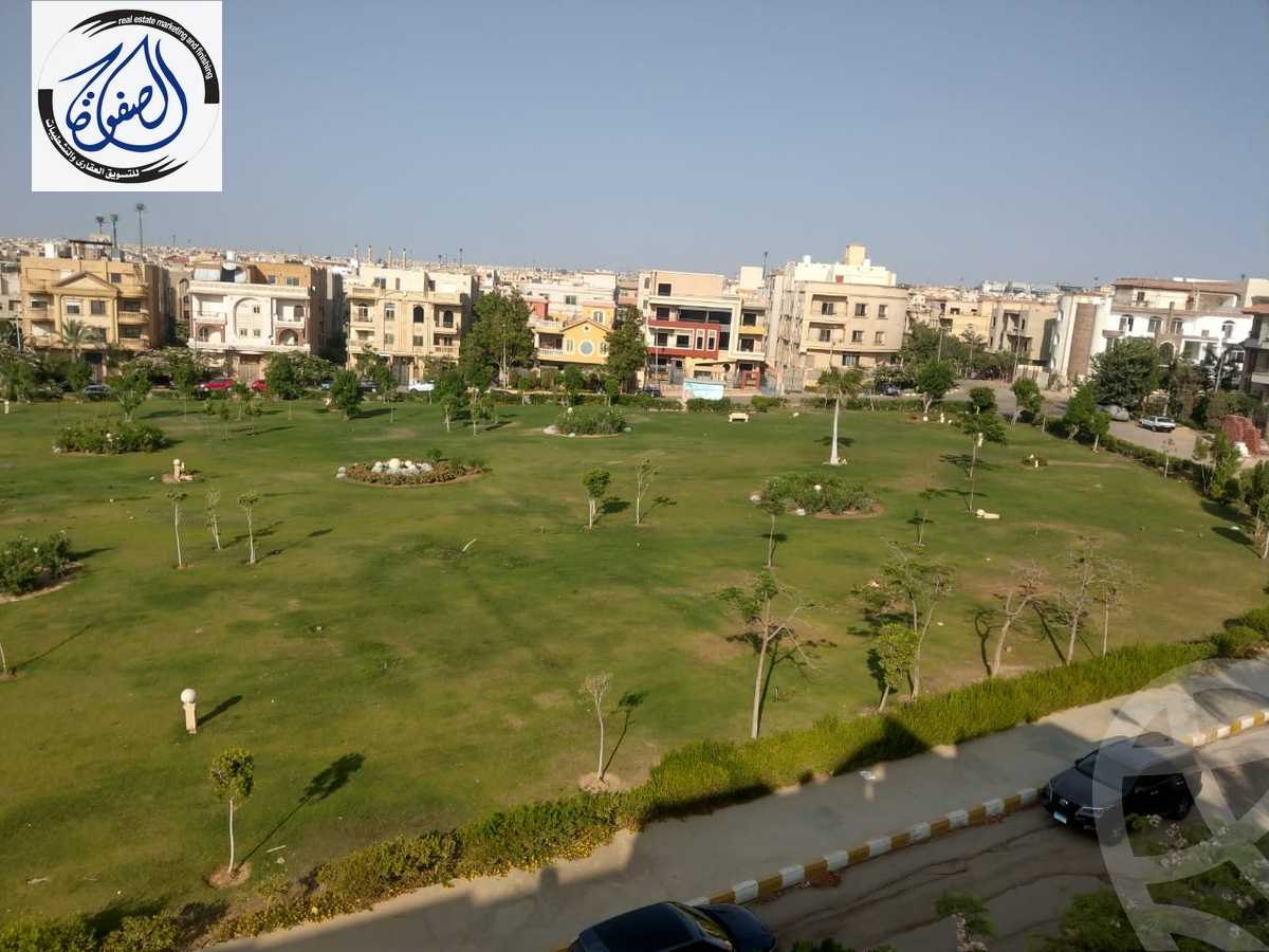 https://aqarmap.com.eg/en/listing/4314422-for-sale-cairo-new-cairo-ganob-el-akadamiya-south-academy-a-al-mekdad-ibn-omar-street