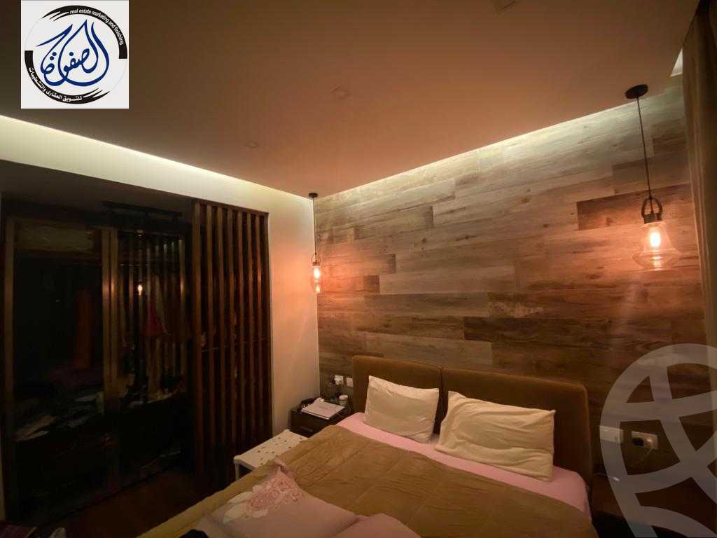 https://aqarmap.com.eg/en/listing/4326088-for-sale-cairo-new-cairo-compounds-hayati-residence