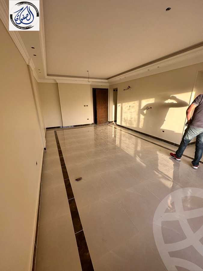 https://aqarmap.com.eg/en/listing/4341479-for-rent-cairo-new-cairo-compounds-the-square
