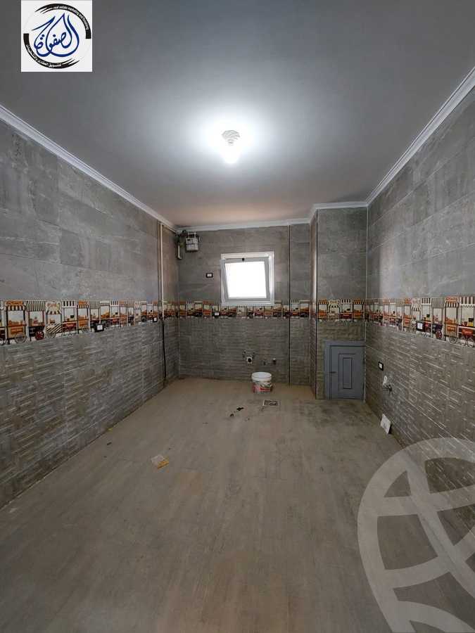 https://aqarmap.com.eg/ar/listing/4341503-for-rent-cairo-new-cairo-compounds-the-square