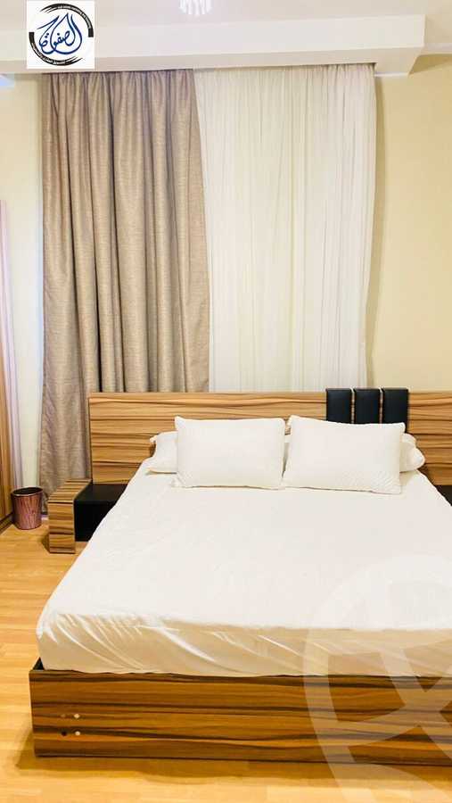 https://aqarmap.com.eg/ar/listing/4348031-for-rent-cairo-new-cairo-compounds-leila-compound