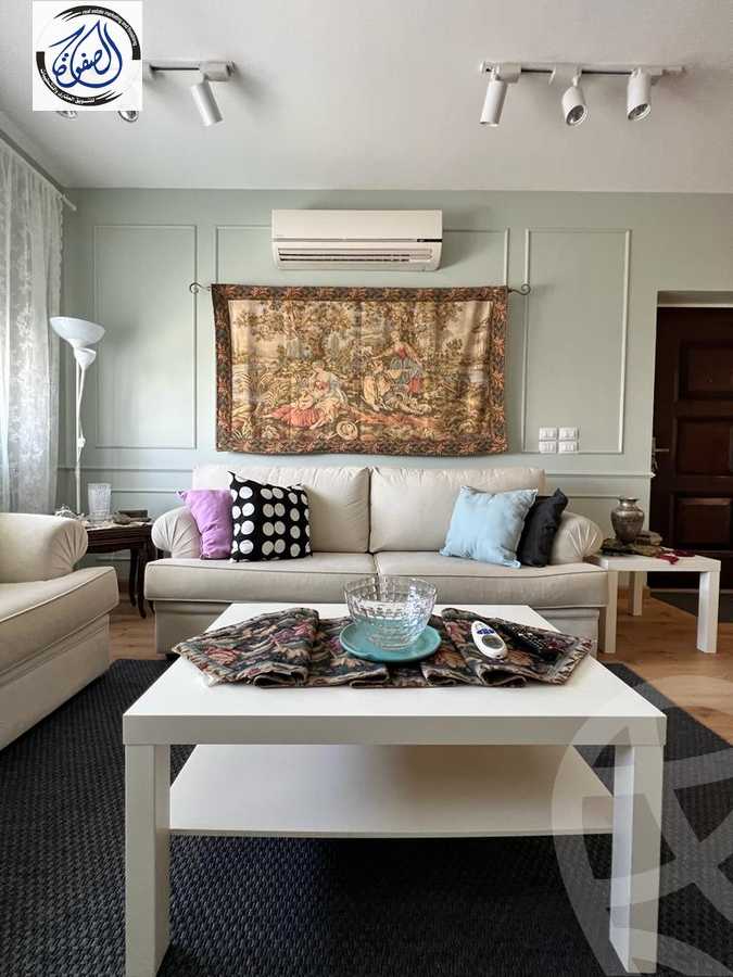 https://aqarmap.com.eg/en/listing/4377962-for-sale-cairo-new-cairo-compounds-mountain-view-hyde-park