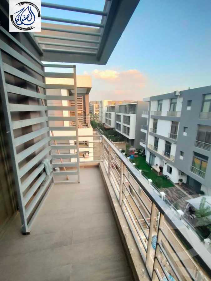 https://aqarmap.com.eg/en/listing/4378309-for-sale-cairo-new-cairo-compounds-taj-sultan