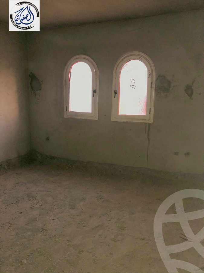 https://aqarmap.com.eg/en/listing/4477727-for-sale-cairo-new-cairo-compounds-dobat-el-modaraat-compound-deraa-misr