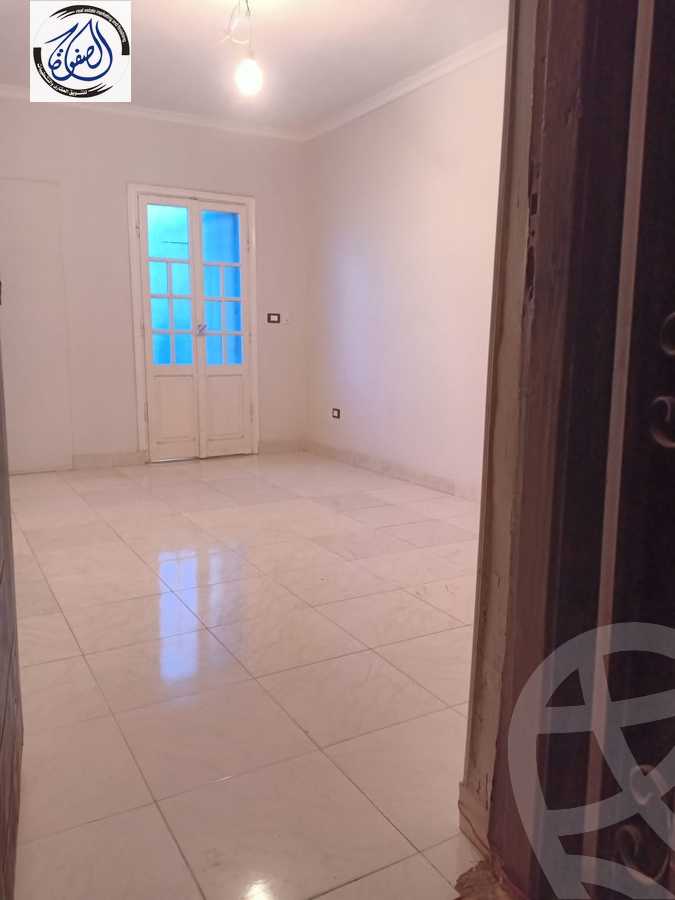 https://aqarmap.com.eg/en/listing/4482601-for-rent-cairo-new-cairo-compounds-dorat-el-kahera