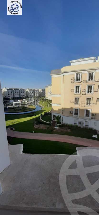 https://aqarmap.com.eg/en/listing/4499181-for-rent-cairo-new-cairo-compounds-mountain-view-hyde-park