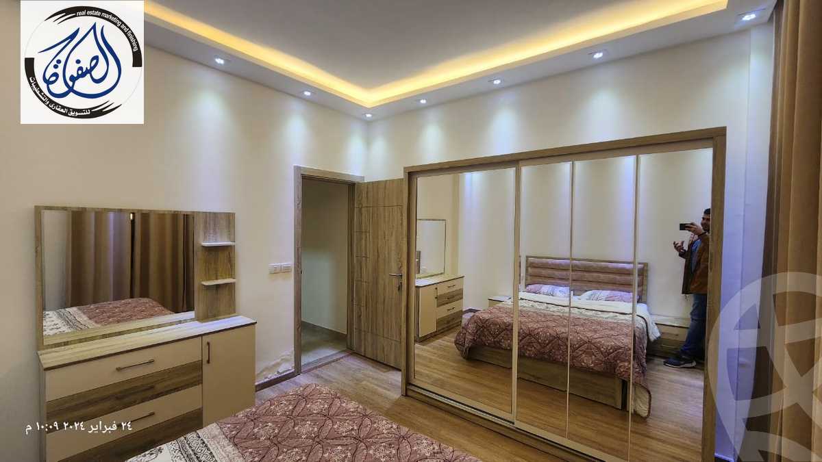 https://aqarmap.com.eg/ar/listing/4587824-for-rent-cairo-new-cairo-compounds-fifth-square