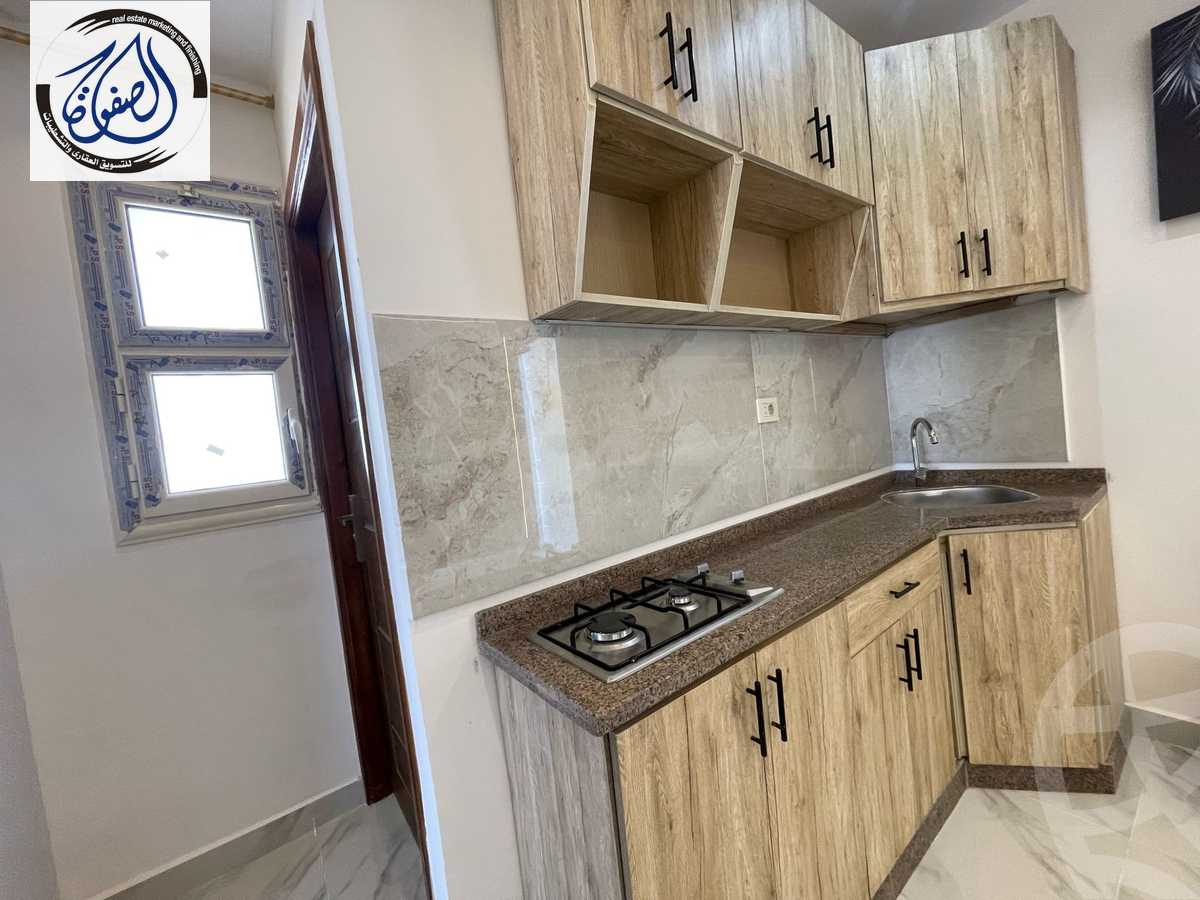 https://aqarmap.com.eg/ar/listing/4588388-for-rent-cairo-new-cairo-compounds-stwn-ryzydns-by-ar-y-llttwyr