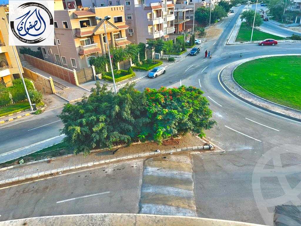 https://aqarmap.com.eg/en/listing/4630924-for-rent-cairo-new-cairo-el-yassamin-el-yasmeen-6