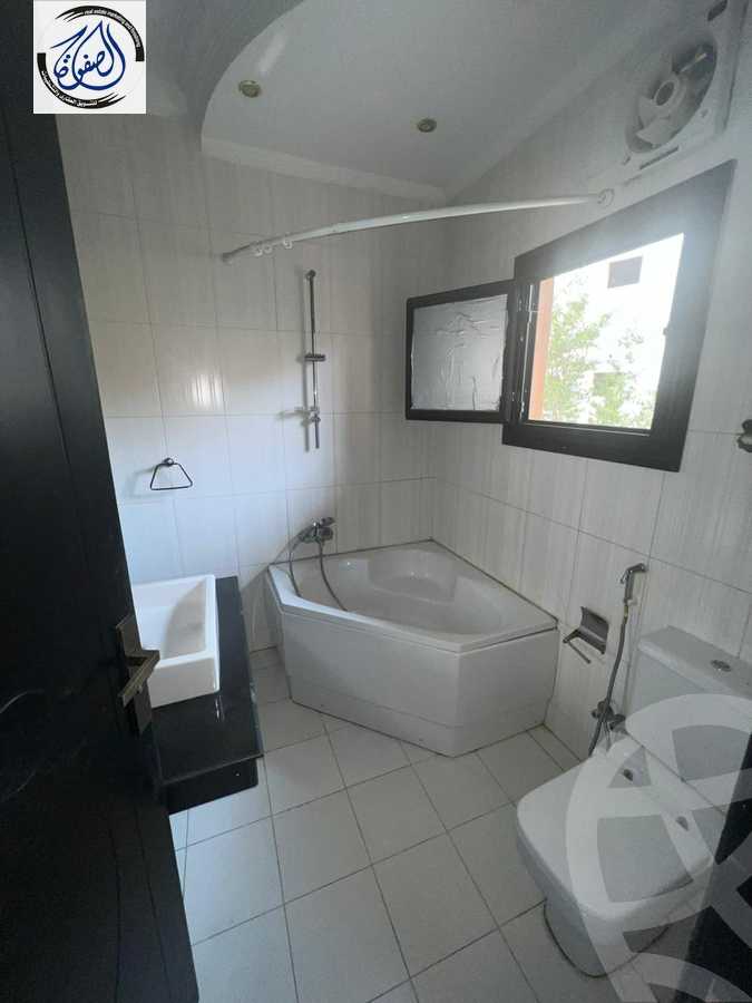 https://aqarmap.com.eg/en/listing/6053795-for-sale-cairo-new-cairo-ganob-el-akadamiya-south-academy-b-tharwat-okasha-st