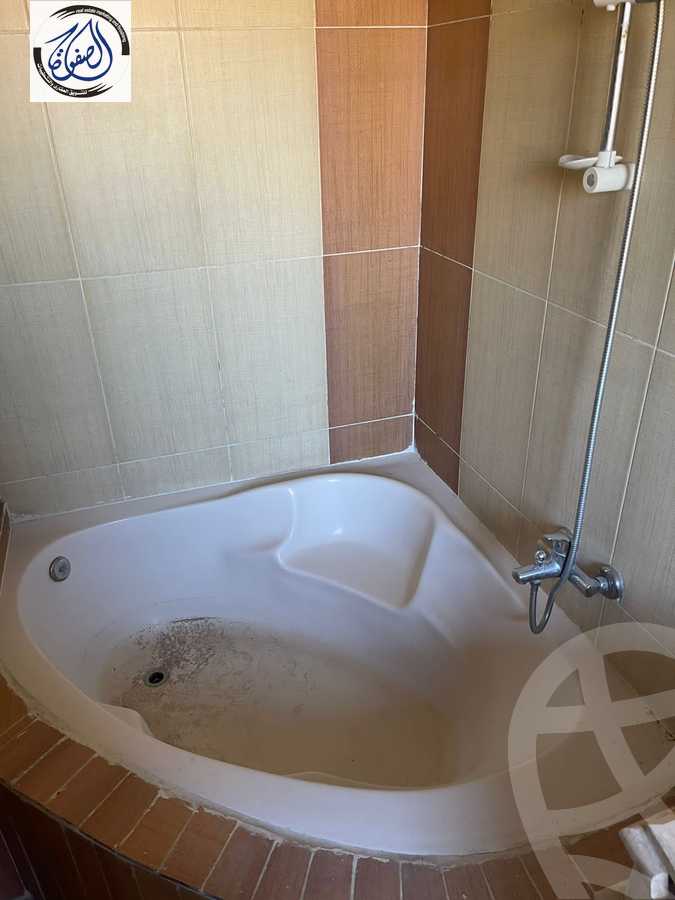 https://aqarmap.com.eg/en/listing/6208779-for-sale-cairo-new-cairo-compounds-lmn-l-m