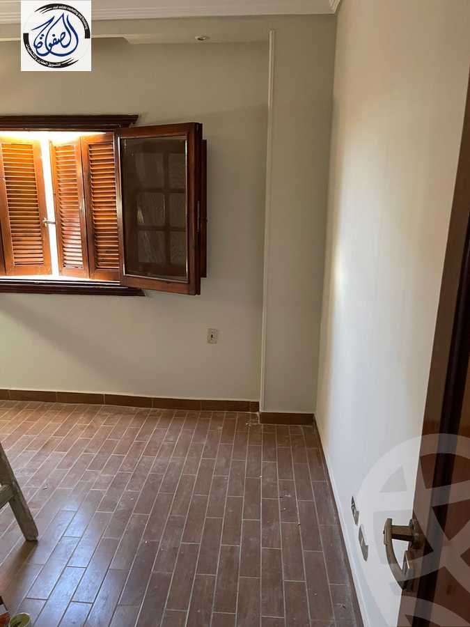 https://aqarmap.com.eg/en/listing/6208779-for-sale-cairo-new-cairo-compounds-lmn-l-m
