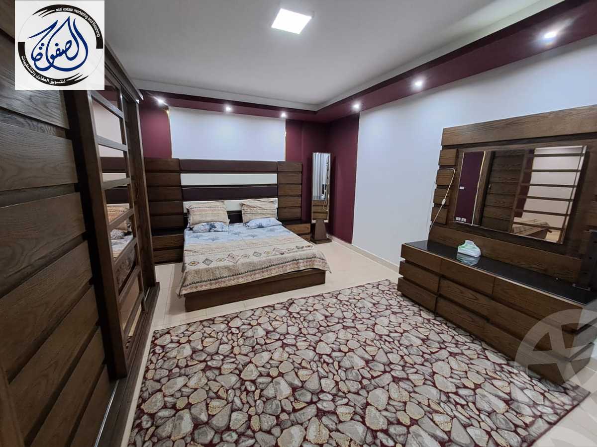 https://aqarmap.com.eg/ar/listing/4792058-for-rent-cairo-new-cairo-lrhb-city-phase-2-saed-ibn-mouaaz-st