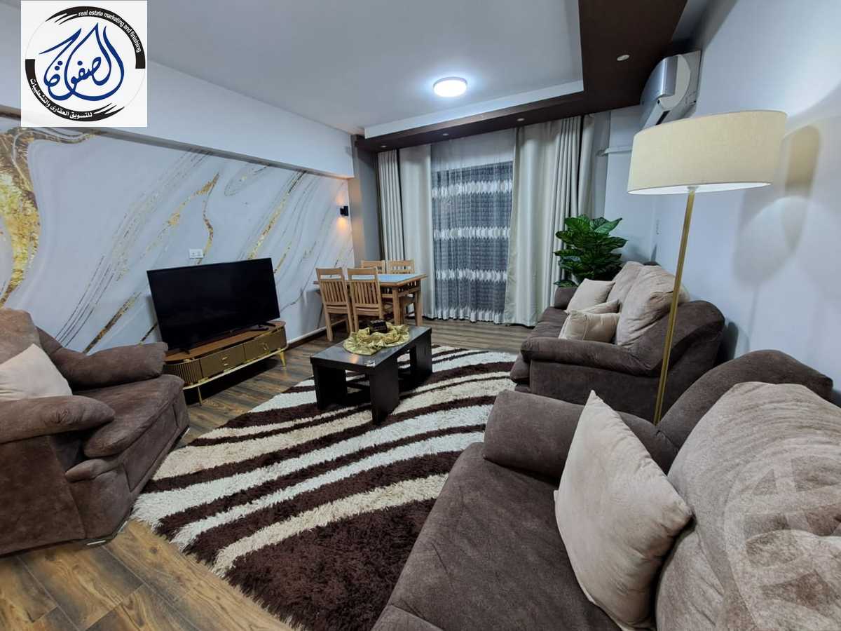 https://aqarmap.com.eg/ar/listing/4792058-for-rent-cairo-new-cairo-lrhb-city-phase-2-saed-ibn-mouaaz-st