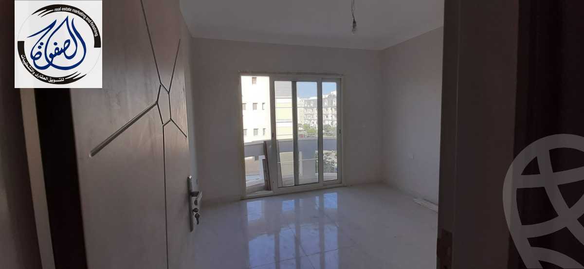 https://aqarmap.com.eg/en/listing/4819848-for-rent-cairo-new-cairo-compounds-mountain-view-hyde-park