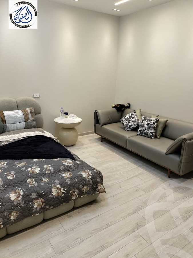 https://aqarmap.com.eg/en/listing/5253133-for-sale-cairo-new-cairo-el-ahyaa-third-neighborhood-street-1