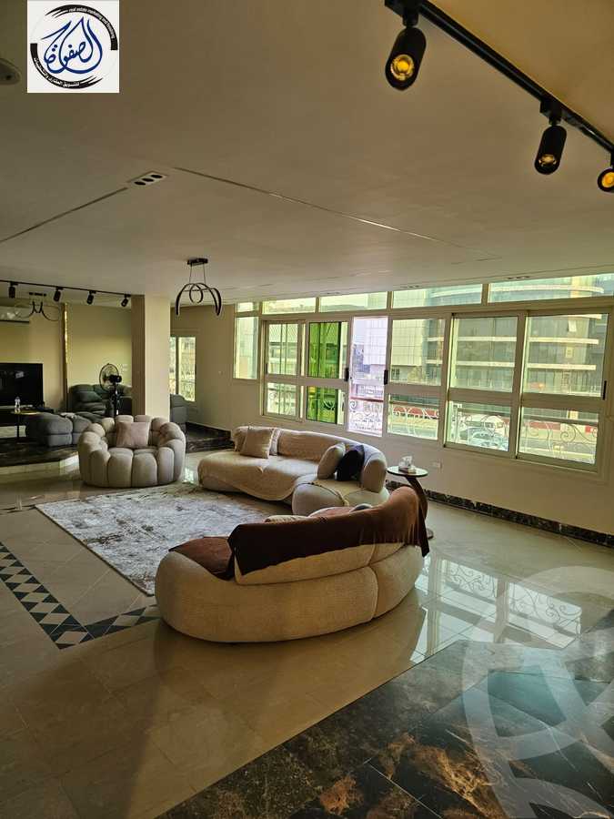 https://aqarmap.com.eg/en/listing/5253133-for-sale-cairo-new-cairo-el-ahyaa-third-neighborhood-street-1