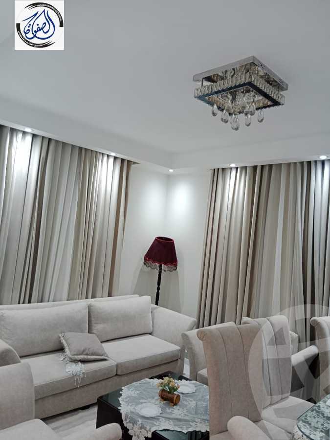 https://aqarmap.com.eg/en/listing/5256014-for-sale-cairo-new-cairo-el-ahyaa-first-neighborhood-street-1