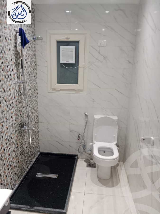 https://aqarmap.com.eg/en/listing/5256014-for-sale-cairo-new-cairo-el-ahyaa-first-neighborhood-street-1