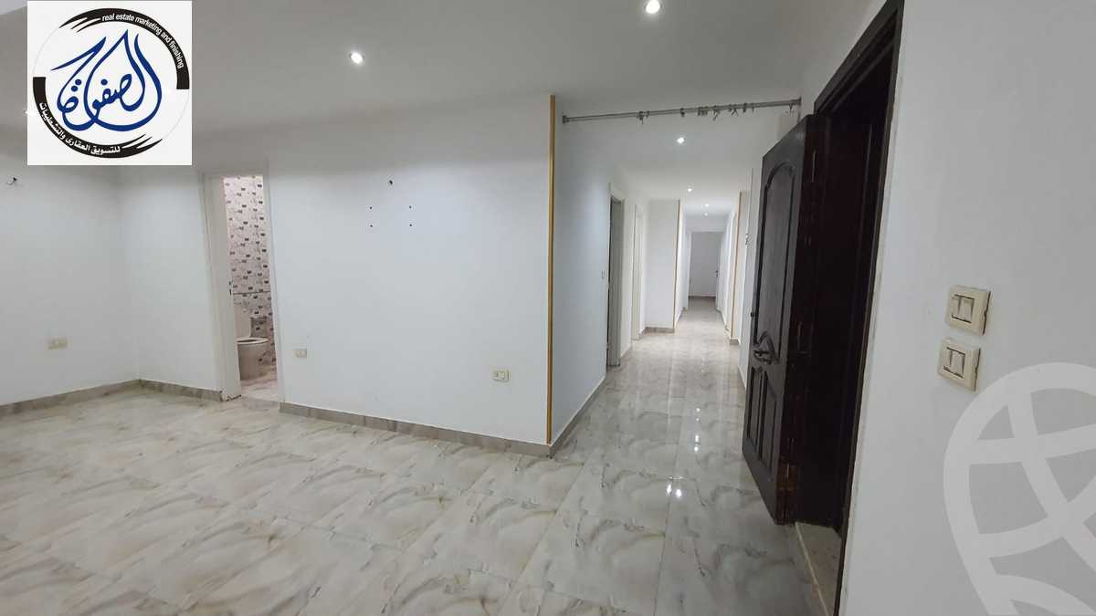 https://aqarmap.com.eg/en/listing/5256164-for-rent-cairo-new-cairo-first-settlement-neighbourhood-9-el-shaikh-mohamed-al-gizawy-st