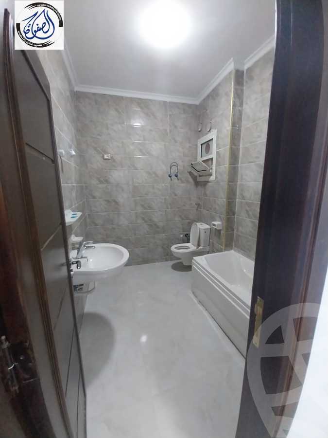 https://aqarmap.com.eg/en/listing/5256200-for-rent-cairo-new-cairo-ganob-el-akadamiya