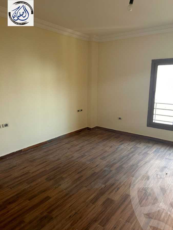 https://aqarmap.com.eg/en/listing/5262887-for-rent-cairo-new-cairo-el-narges-el-narges-2-pilot-halawany-st