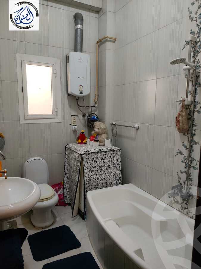https://aqarmap.com.eg/en/listing/5269491-for-sale-cairo-new-cairo-el-ahyaa-third-neighborhood-street-16