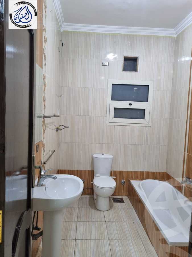 https://aqarmap.com.eg/en/listing/5274100-for-rent-cairo-new-cairo-el-ahyaa-fifth-neighborhood-akhnaton-st